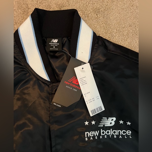 New Balance Hoops Jacket - Picture 7 of 7